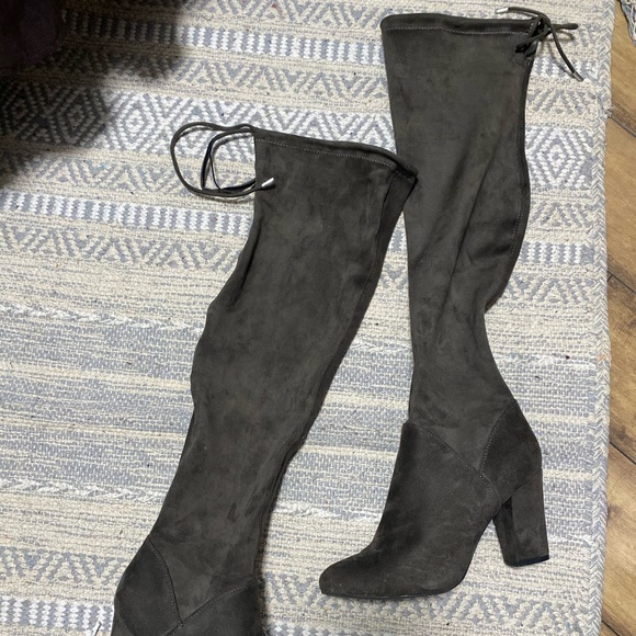 Knee high suede boots - Picture 1 of 3